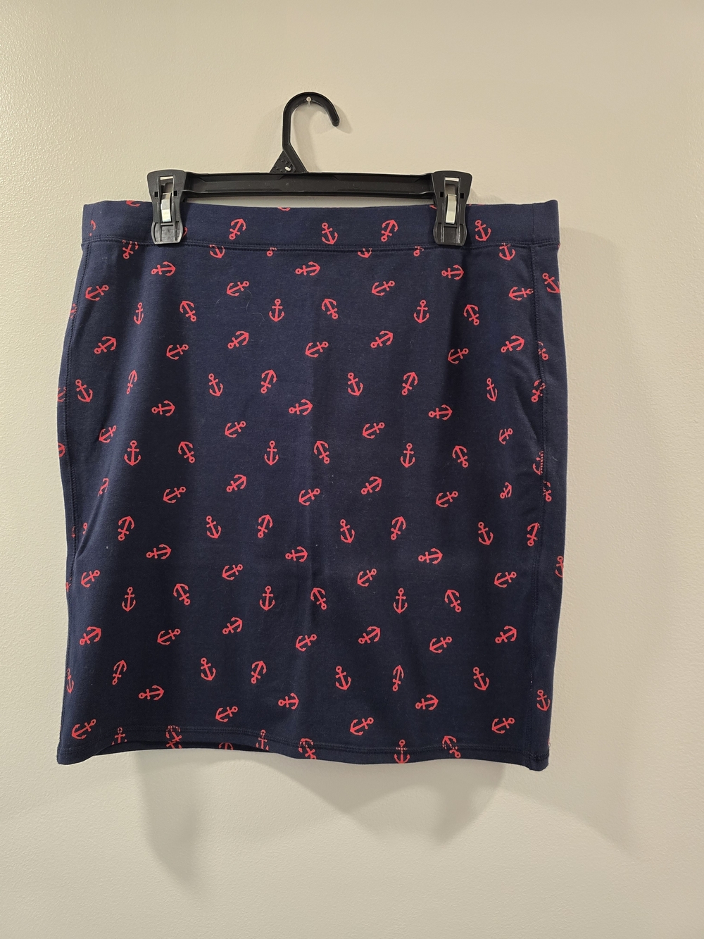 Old Navy Navy Pencil Skirt with Red Anchor Motif